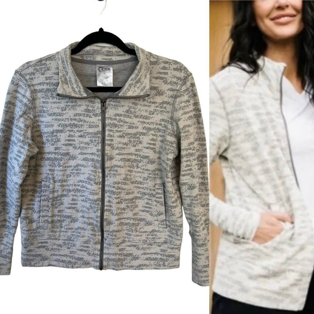 ZYIA ACTIVE Grey Cream Combo Full Zip Jacket Athletic Sz Medium